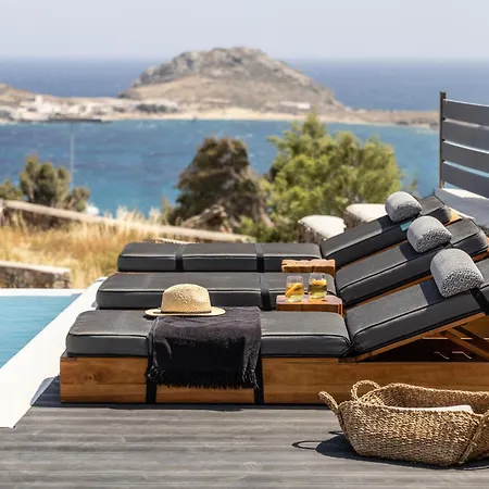 Dream View Villa, 2 Min Walk To The Beach, By Red Windmill וילה *