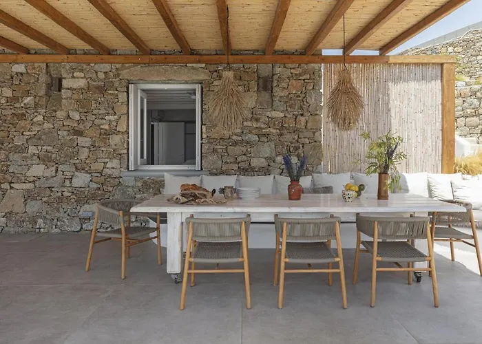 Dream View Villa, 2 Min Walk To The Beach, By Red Windmill