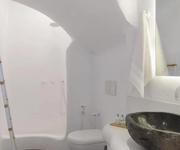 Dream View Villa, 2 Min Walk To The Beach, By Red Windmill וילה *