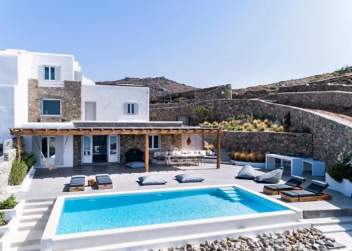 Dream View Villa, 2 Min Walk To The Beach, By Red Windmill קלפטיס