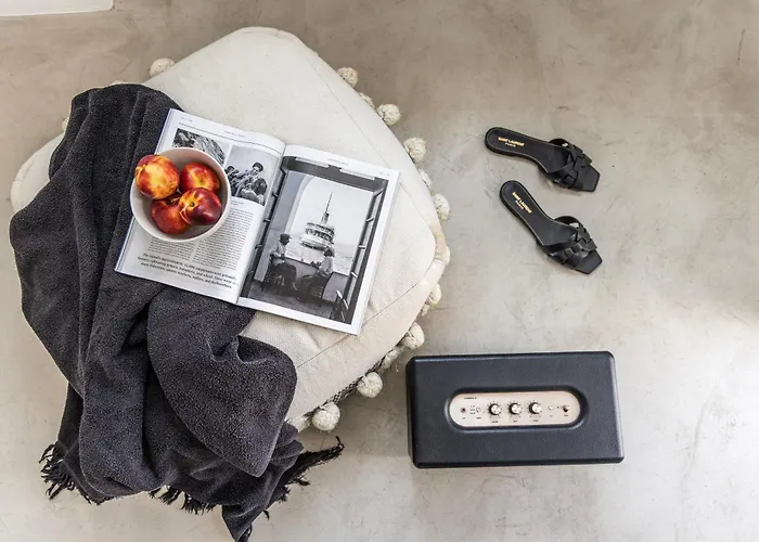 Dream View Villa, 2 Min Walk To The Beach, By Red Windmill *