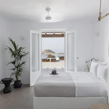Dream View Villa, 2 Min Walk To The Beach, By Red Windmill Kalafatis