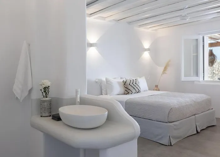 Dream View Villa, 2 Min Walk To The Beach, By Red Windmill *