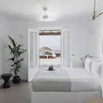 Dream View Villa, 2 Min Walk To The Beach, By Red Windmill Kalafati